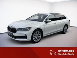 Kristallweiß uni Neu 2025 Skoda Superb Selection Kombi | 47.950 € (Superpreis)