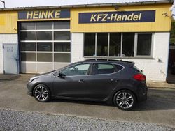 Grau Gebraucht 2013 Kia Ceed Limousine | 7.250 € (Fairer Preis)