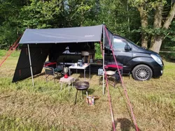 Schwarz Gebraucht 2014 Hyundai H-1 Van / Kleinbus | 18.000 € (Etwas zu teuer)