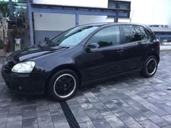 Schwarz Gebraucht 2007 VW Golf V Limousine | 4.700 € (Fairer Preis)