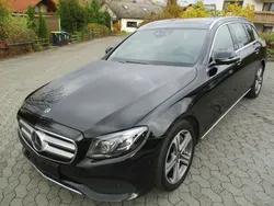 Schwarz metallic Gebraucht 2018 Mercedes E350 Kombi | 25.699 € (Teuer)