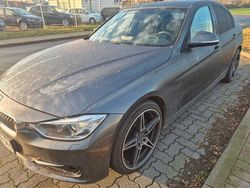 Grau Gebraucht 2013 BMW 330 M Sport Limousine | 9.900 € (Superpreis)