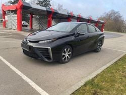 Schwarz Gebraucht 2016 Toyota Mirai Limousine | 6.500 €