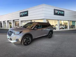 Grau Gebraucht 2023 Peugeot 2008 Allure SUV | 18.880 € (Fairer Preis)