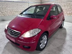 Rot Gebraucht 2006 Mercedes A180 Avantgarde Limousine | 2.999 €
