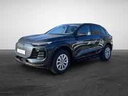 Grau Gebraucht 2025 Audi Q6 e-tron Comfort SUV | 58.990 € (Superpreis)