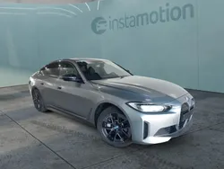Grau Gebraucht 2024 BMW i4 Limousine | 45.650 € (Superpreis)