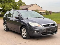 Grau Gebraucht 2009 Ford Focus Style Kombi | 3.000 € (Fairer Preis)