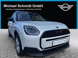 Weiß Gebraucht 2024 Mini Countryman Classic SUV | 33.990 € (Guter Preis)
