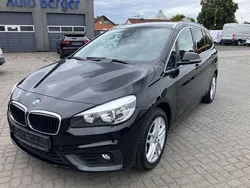 Schwarz Gebraucht 2016 BMW 218 Gran Tourer Advantage Van / Kleinbus | 8.800 € (Guter Preis)