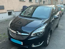 Schwarz Gebraucht 2014 Opel Meriva Style Van / Kleinbus | 4.890 € (Guter Preis)