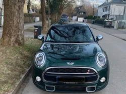 Grün Gebraucht 2015 Mini Cooper SD Kleinwagen | 12.000 € (Guter Preis)