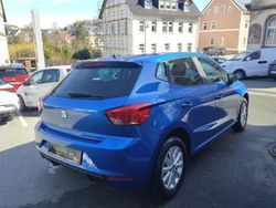 Glacial weiss/newada weiss metallic Gebraucht 2024 Seat Ibiza FR | 22.980 € (Fairer Preis)
