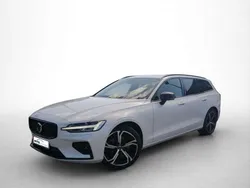 Weiß Gebraucht 2024 Volvo V60 Plus Kombi | 39.680 € (Etwas zu teuer)