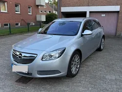 Grau Gebraucht 2012 Opel Insignia Limousine | 5.200 € (Fairer Preis)