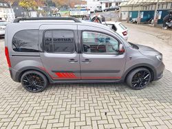 Grau Gebraucht 2018 Mercedes Citan 112 Kombi | 18.000 € (Etwas zu teuer)
