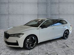 Weiß Neu 2025 Skoda Superb SportLine Kombi | 46.470 € (Superpreis)