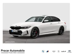 Weiß Gebraucht 2024 BMW 330 M Sport Limousine | 47.495 € (Etwas zu teuer)