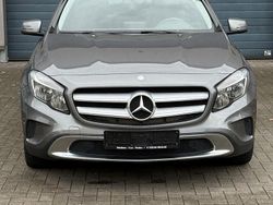 Grau Gebraucht 2017 Mercedes GLA180 Urban SUV | 17.900 € (Fairer Preis)