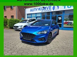 Blau Gebraucht 2019 Ford Focus ST-Line Limousine | 17.900 € (Guter Preis)