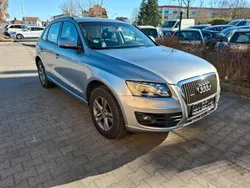 Grau Gebraucht 2009 Audi Q5 SUV | 10.500 € (Fairer Preis)