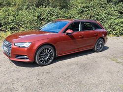 Rot Gebraucht 2017 Audi A4 Sport Kombi | 18.000 € (Fairer Preis)