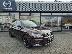 Crimson red metallic (metallic) Gebraucht 2019 VW Tiguan Trendline SUV | 17.900 € (Superpreis)