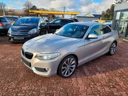 Silber Gebraucht 2014 BMW 225 Comfort Edition Coupé | 13.690 €