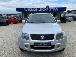 Silber Gebraucht 2005 Suzuki Grand Vitara SUV | 2.450 € (Superpreis)