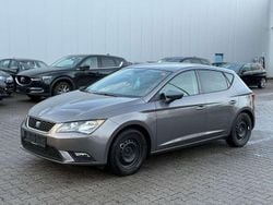 Grau Gebraucht 2016 Seat Leon CONNECT Limousine | 6.990 € (Guter Preis)
