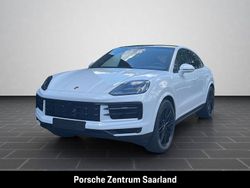 Carraraweißmetallic (metallic) Gebraucht 2025 Porsche Cayenne SUV | 116.850 € (Teuer)