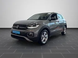 Grau (metallic) Gebraucht 2020 VW T-Cross Style SUV | 20.888 € (Fairer Preis)