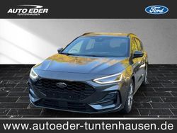 Magneticgrau (grau) Gebraucht 2023 Ford Focus ST-Line Kombi | 24.400 € (Fairer Preis)