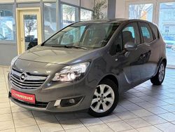Grau Gebraucht 2016 Opel Meriva Innovation Van / Kleinbus | 12.990 € (Teuer)