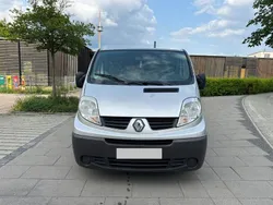 Silber Gebraucht 2009 Renault Trafic Van | 3.600 €