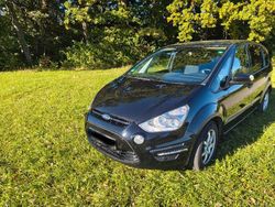 Schwarz Gebraucht 2014 Ford S-MAX Business Edition Van / Kleinbus | 8.500 € (Fairer Preis)