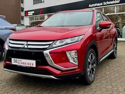 Rot Gebraucht 2019 Mitsubishi Eclipse Cross Diamant Edition SUV | 18.790 € (Fairer Preis)