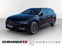 Deep black perleffekt Gebraucht 2022 VW Passat Business Kombi | 26.790 € (Superpreis)