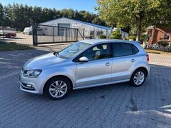 Silber Gebraucht 2016 VW Polo LOUNGE Limousine | 6.999 € (Guter Preis)