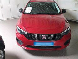 Rot Gebraucht 2019 Fiat Tipo Kleinwagen | 10.500 € (Fairer Preis)