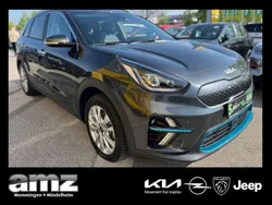 Interstellar grau met. Gebraucht 2022 Kia e-Niro SUV | 25.990 € (Guter Preis)