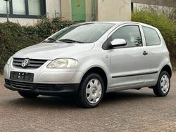 Silber Gebraucht 2006 VW Fox Basis Kleinwagen | 1.500 € (Fairer Preis)