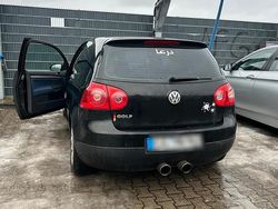 Schwarz Gebraucht 2004 VW Golf V R Kleinwagen | 3.400 € (Teuer)