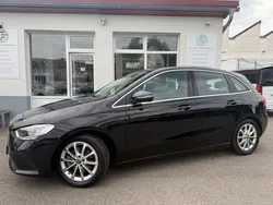 Andere Gebraucht 2022 Mercedes B200 Van / Kleinbus | 26.990 € (Fairer Preis)