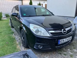 Schwarz Gebraucht 2006 Opel Signum Cosmo Kombi | 1.000 € (Guter Preis)