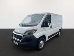 Weiß Gebraucht 2018 Peugeot Boxer Avantage Van | 16.990 € (Etwas zu teuer)