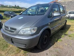 Grau Gebraucht 2005 Opel Zafira Njoy Van / Kleinbus | 990 € (Guter Preis)