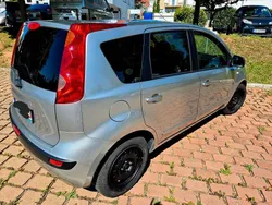 Grau Gebraucht 2006 Nissan Note Acenta Van / Kleinbus | 2.700 € (Fairer Preis)