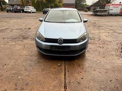 Blau Gebraucht 2010 VW Golf VI Kleinwagen | 2.099 €