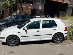 Weiß Gebraucht 1998 VW Golf IV Kleinwagen | 2.800 € (Fairer Preis)